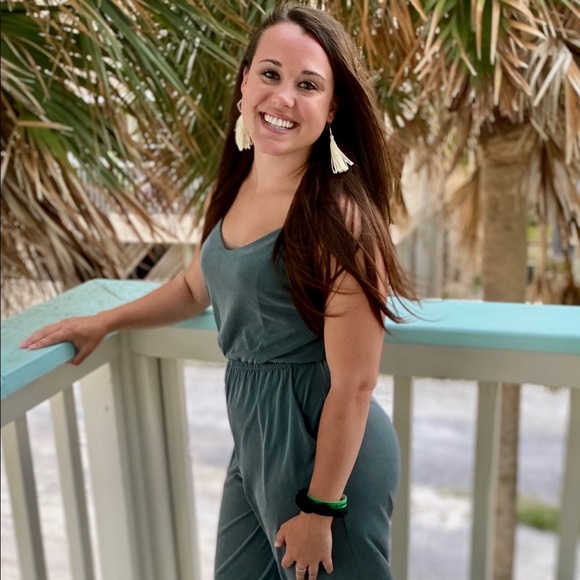 Meet your Posher, Elli - Picture 1 of 1